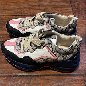 Authentic Gucci sneakers